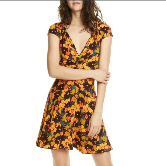 Free People Dresses & Skirts - Free People Floral Mini Dress size Medium